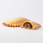 Cargar imagen en el visor de la galería, Empanada chilena de carne
